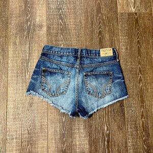 Hollister Junior Denim Shorts – Size 3